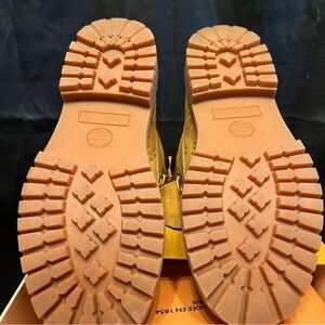 Timberland Wheat/Beige Work Boots with Gum Soles